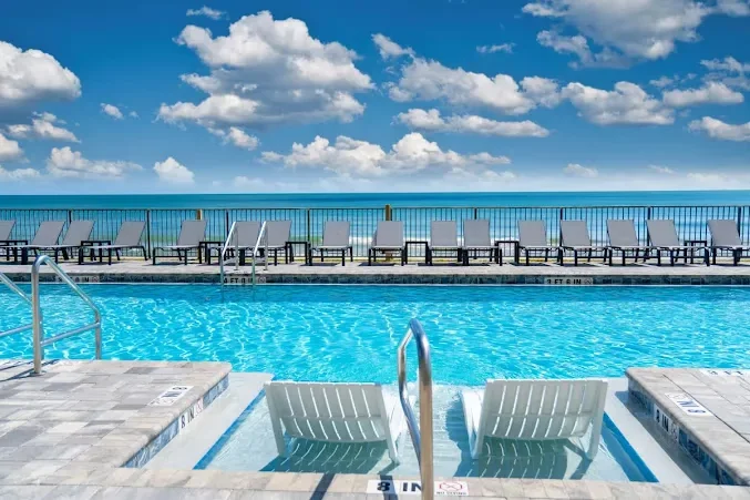 Oceanfront Pool
